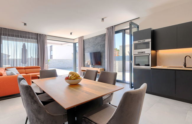 Casa de 3 quartos em Pula com piscina privada e terraço - Foto 4