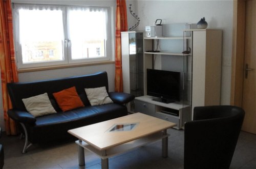 Photo 3 - 2 bedroom Apartment in Saas-Grund with garden and mountain view