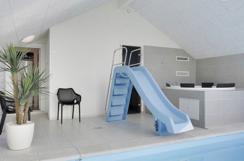 Foto 12 - Casa con 5 camere da letto a Stege con piscina privata e terrazza