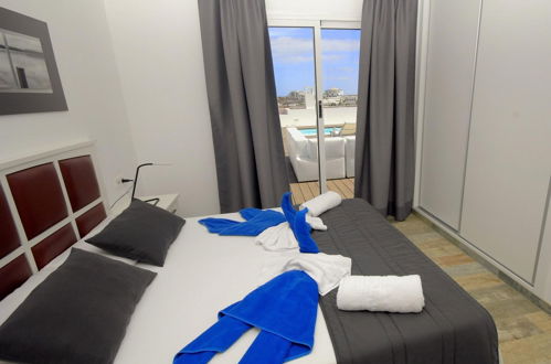 Foto 5 - Casa con 3 camere da letto a Yaiza con piscina privata e vista mare