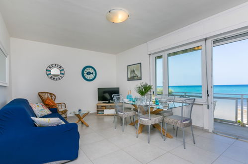 Photo 3 - Appartement de 2 chambres à Rosignano Marittimo avec vues à la mer