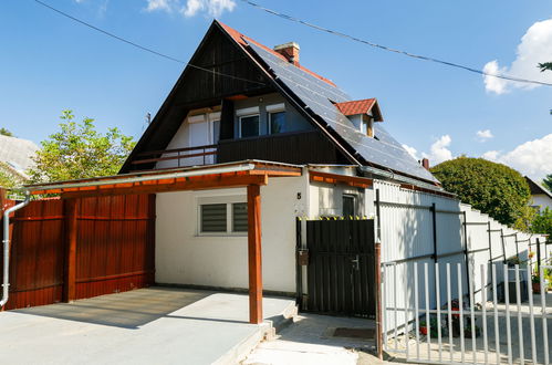 Photo 26 - Maison de 2 chambres à Siófok avec bain à remous et vues sur la montagne