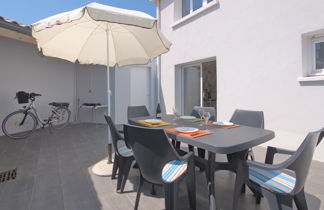 Foto 2 - Haus mit 3 Schlafzimmern in Les Sables-d'Olonne mit terrasse