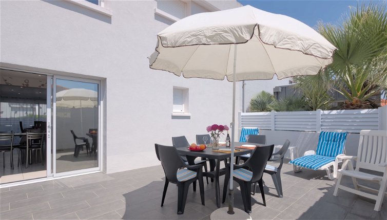 Foto 1 - Casa de 3 quartos em Les Sables-d'Olonne com terraço e vistas do mar