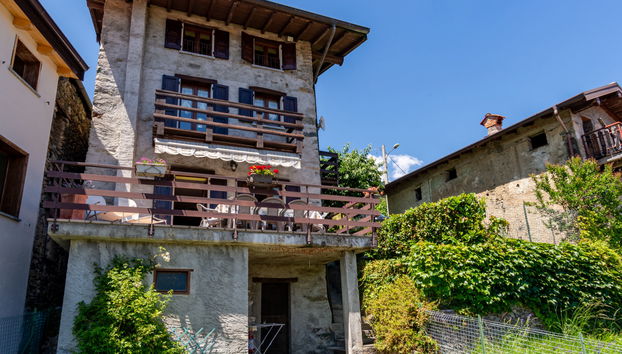 Casa de 4 quartos em Stazzona com jardim e terraço - Foto 2