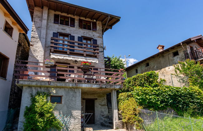 4 bedroom House in Stazzona with garden and terrace - Photo 2