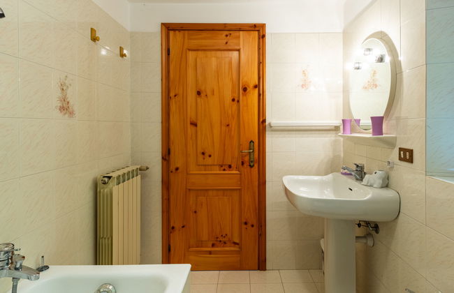 4 bedroom House in Stazzona with garden and terrace - Photo 24