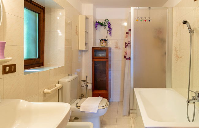 4 bedroom House in Stazzona with garden and terrace - Photo 23