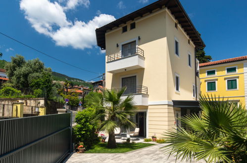 Photo 17 - Maison de 4 chambres à Opatija avec jardin et terrasse