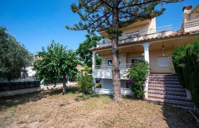 4 bedroom House in Calafell with swimming pool and garden - Photo 34