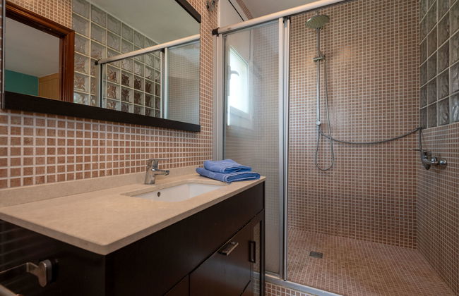 4 bedroom House in Calafell with swimming pool and garden - Photo 5