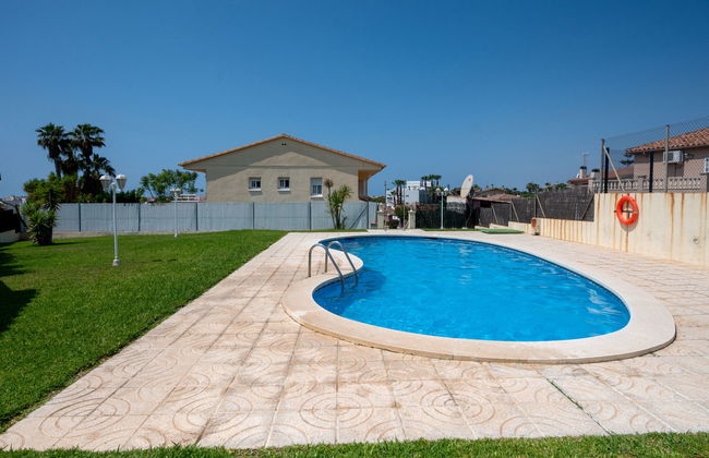 4 bedroom House in Calafell with swimming pool and garden - Photo 36