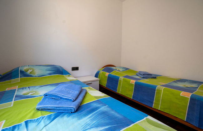 4 bedroom House in Calafell with swimming pool and garden - Photo 22
