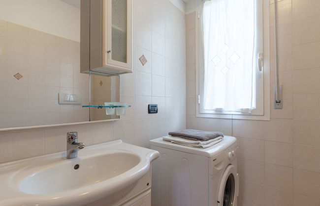 Apartamento de 2 quartos em Chiusanico com piscina e jardim - Foto 18