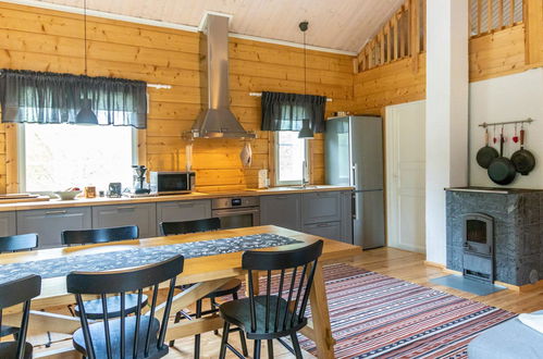 Foto 4 - Haus mit 1 Schlafzimmer in Puolanka mit sauna und blick auf die berge