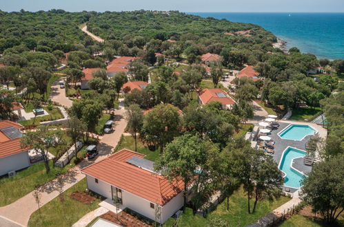 Photo 20 - Maison de 2 chambres à Bale avec piscine et vues à la mer