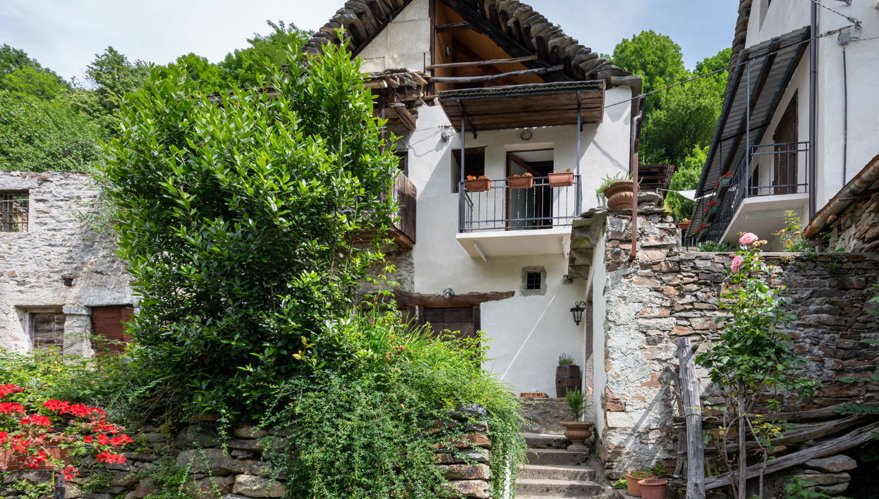 2 bedroom House in Bognanco with garden and terrace - Photo 1