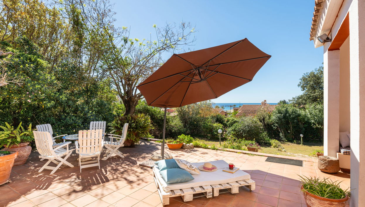 Haus mit 4 Schlafzimmern in Quartu Sant'Elena mit garten - Foto 1