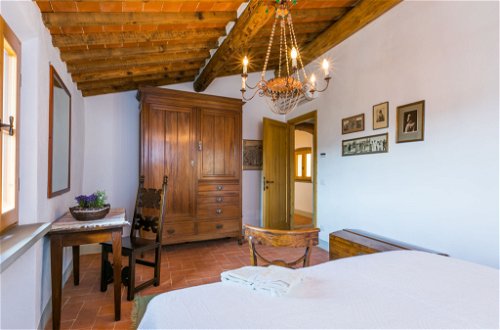 Foto 20 - Appartamento con 3 camere da letto a Greve in Chianti con terrazza