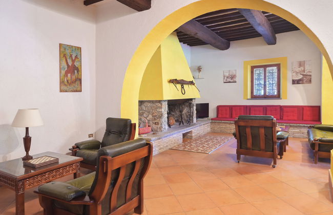 Casa de 5 quartos em Massa Martana com piscina privada e jardim - Foto 8