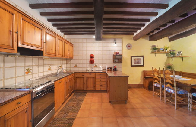 Casa de 5 quartos em Massa Martana com piscina privada e jardim - Foto 12