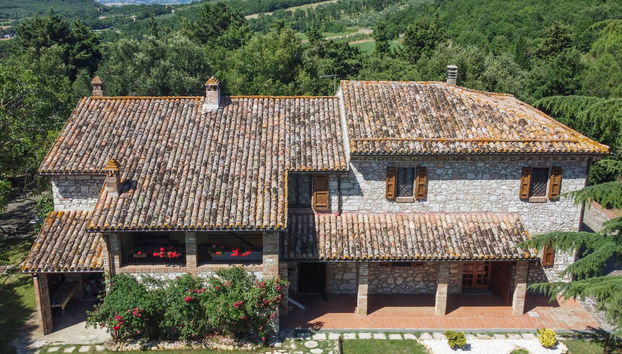 Casa de 5 quartos em Massa Martana com piscina privada e jardim - Foto 3