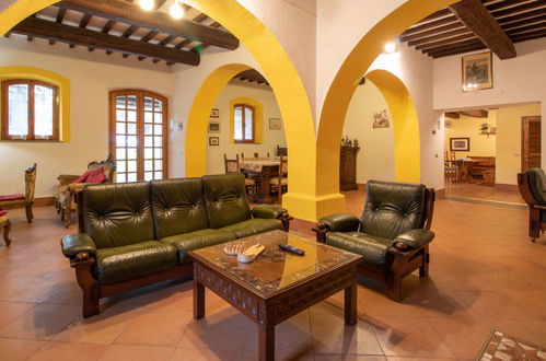 Photo 11 - 4 bedroom House in Massa Martana with private pool and garden