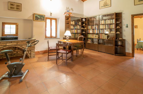 Photo 14 - 4 bedroom House in Massa Martana with private pool and garden