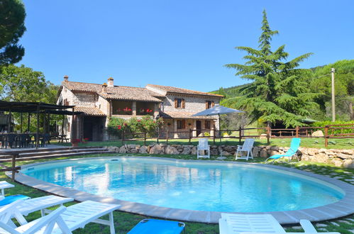 Photo 1 - Maison de 4 chambres à Massa Martana avec piscine privée et jardin