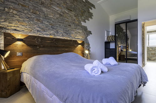 Foto 15 - Casa con 3 camere da letto a Porto-Vecchio con piscina e vista mare