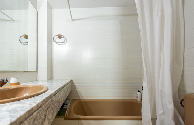 Apartamento de 2 quartos em Torredembarra com piscina e jardim - Foto 14