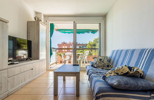 Apartamento de 2 quartos em Torredembarra com piscina e jardim - Foto 2