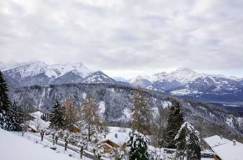 Foto 1 - Appartamento con 2 camere da letto a Ollon con piscina e vista sulle montagne