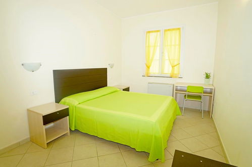 Foto 4 - Appartamento con 1 camera da letto a Rosignano Marittimo con piscina e giardino