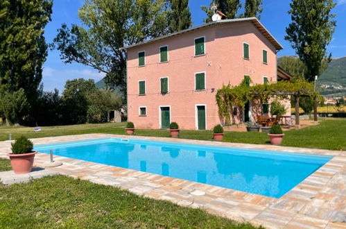 Foto 24 - Casa con 8 camere da letto a Gubbio con piscina privata e giardino
