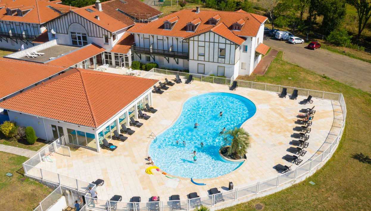 Apartamento de 4 quartos em Cassen com piscina e terraço - Foto 1