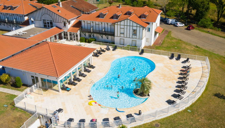 Foto 1 - Apartamento de 3 quartos em Cassen com piscina e terraço