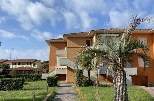 Photo 12 - 2 bedroom Apartment in Rosignano Marittimo with sea view