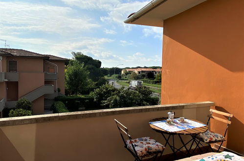 Foto 4 - Apartment mit 2 Schlafzimmern in Rosignano Marittimo mit blick aufs meer