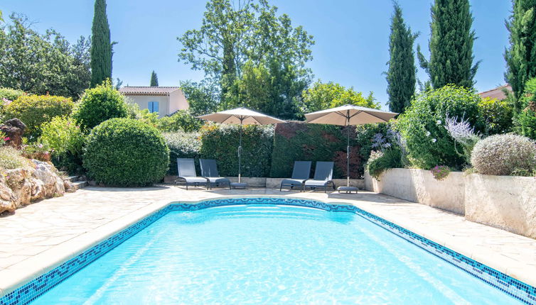 Foto 1 - Casa de 4 quartos em Nans-les-Pins com piscina privada e jardim