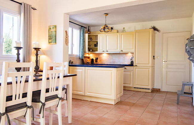 Casa de 5 quartos em Nans-les-Pins com piscina privada e jardim - Foto 12
