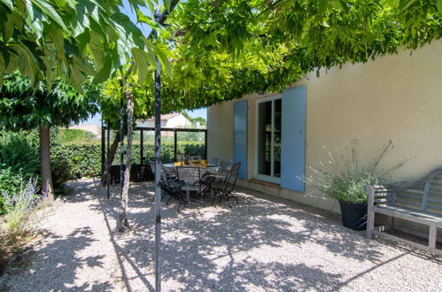 Foto 30 - Haus mit 4 Schlafzimmern in Nans-les-Pins mit privater pool und garten