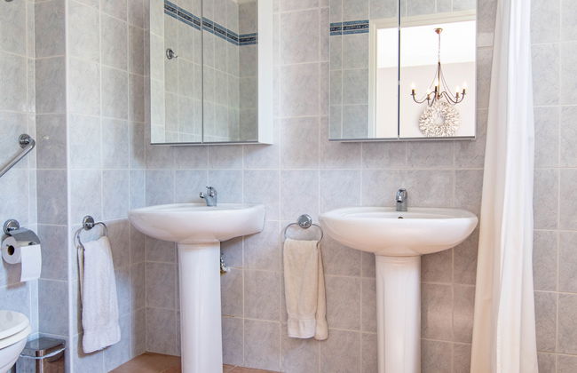 Casa de 5 quartos em Nans-les-Pins com piscina privada e jardim - Foto 19