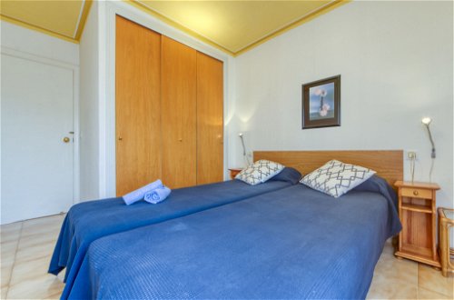 Foto 14 - Appartamento con 2 camere da letto a Castelló d'Empúries con terrazza e vista mare
