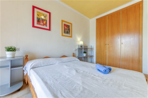 Photo 11 - 2 bedroom Apartment in Castelló d'Empúries with terrace and sea view