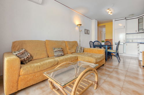 Foto 7 - Apartamento de 2 quartos em Castelló d'Empúries com terraço