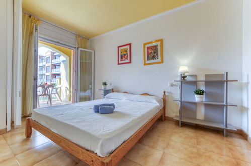 Foto 4 - Apartamento de 2 quartos em Castelló d'Empúries com terraço