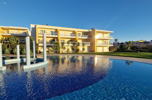 Photo 20 - 2 bedroom Apartment in Albufeira with swimming pool and garden