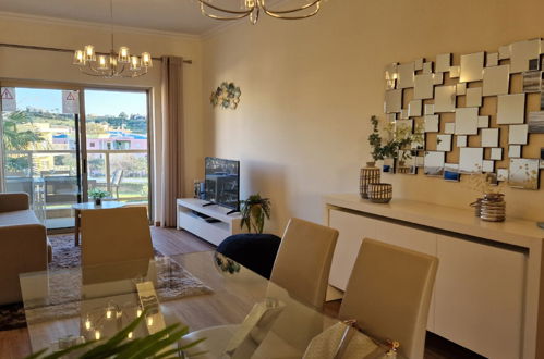 Photo 10 - 2 bedroom Apartment in Albufeira with swimming pool and garden