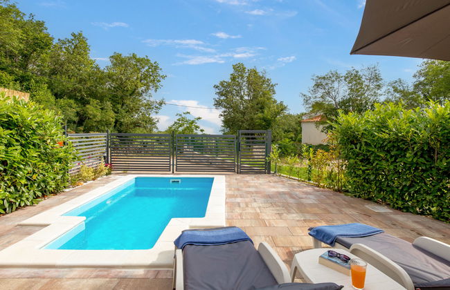 Casa de 3 quartos em Dobrinj com piscina privada e jardim - Foto 30